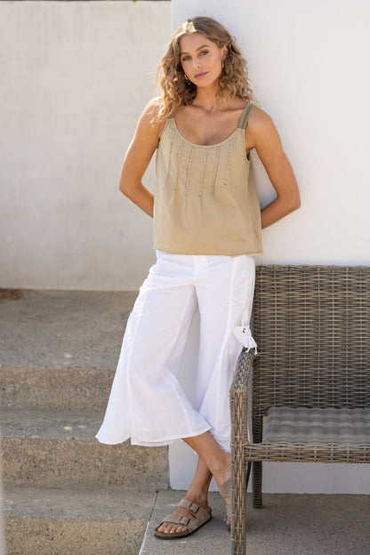 Wearables Shawnie Linen Billowy Pintuck Tank with distressed hem and side slit detail in Beige Linwood Sands Pigment - XCVI