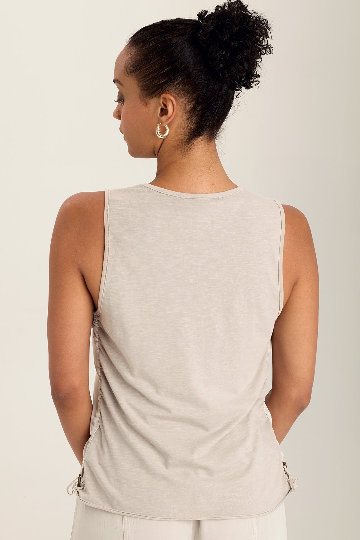 Wearables Ileana Cinched Soft Twill V-Neck Tank with adjustable side seam and jersey contrast + brass hardware in Grey Ripple Pigment - XCVI