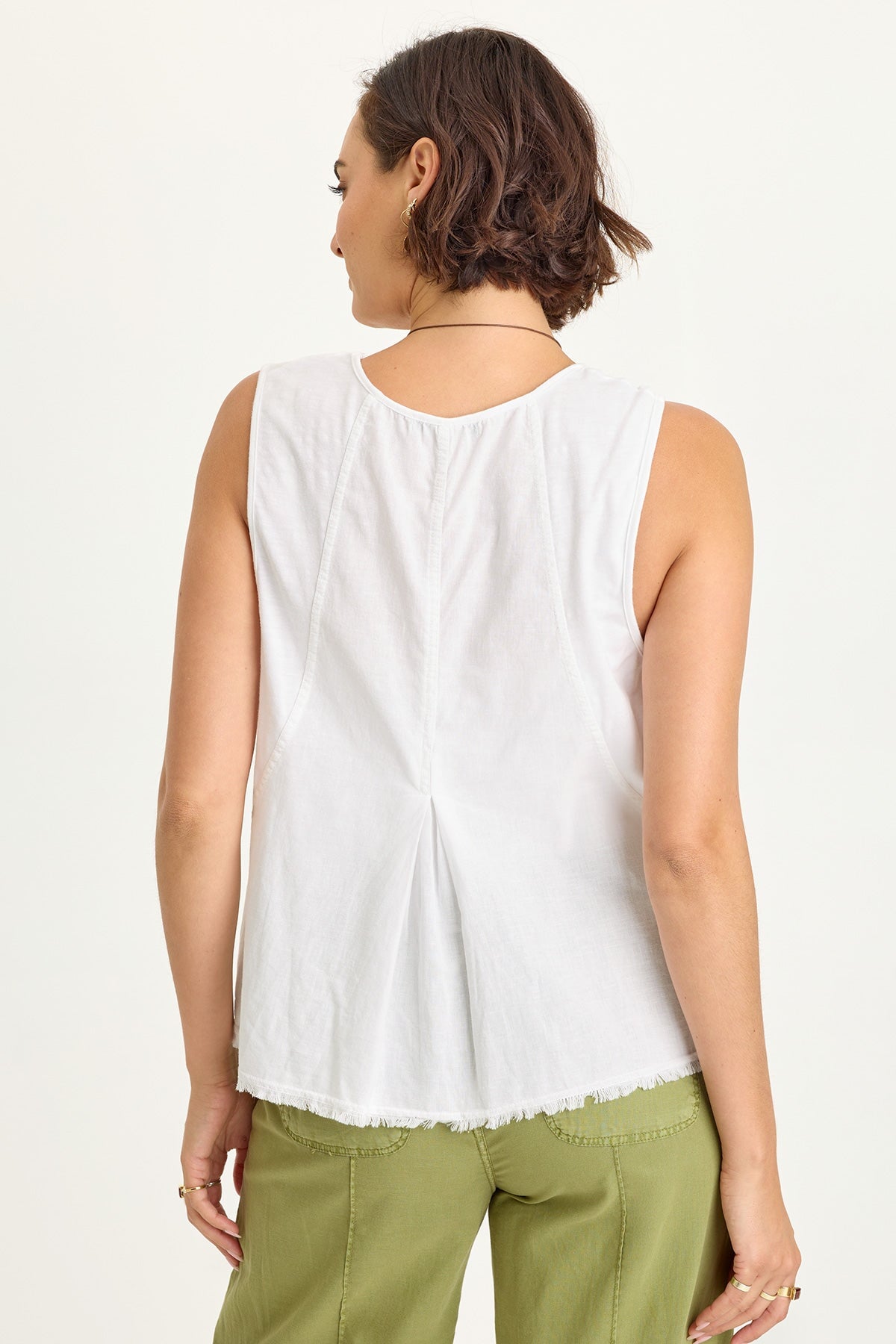 Wearables Mazie Linen/Jersey V-Neck Tank White - XCVI