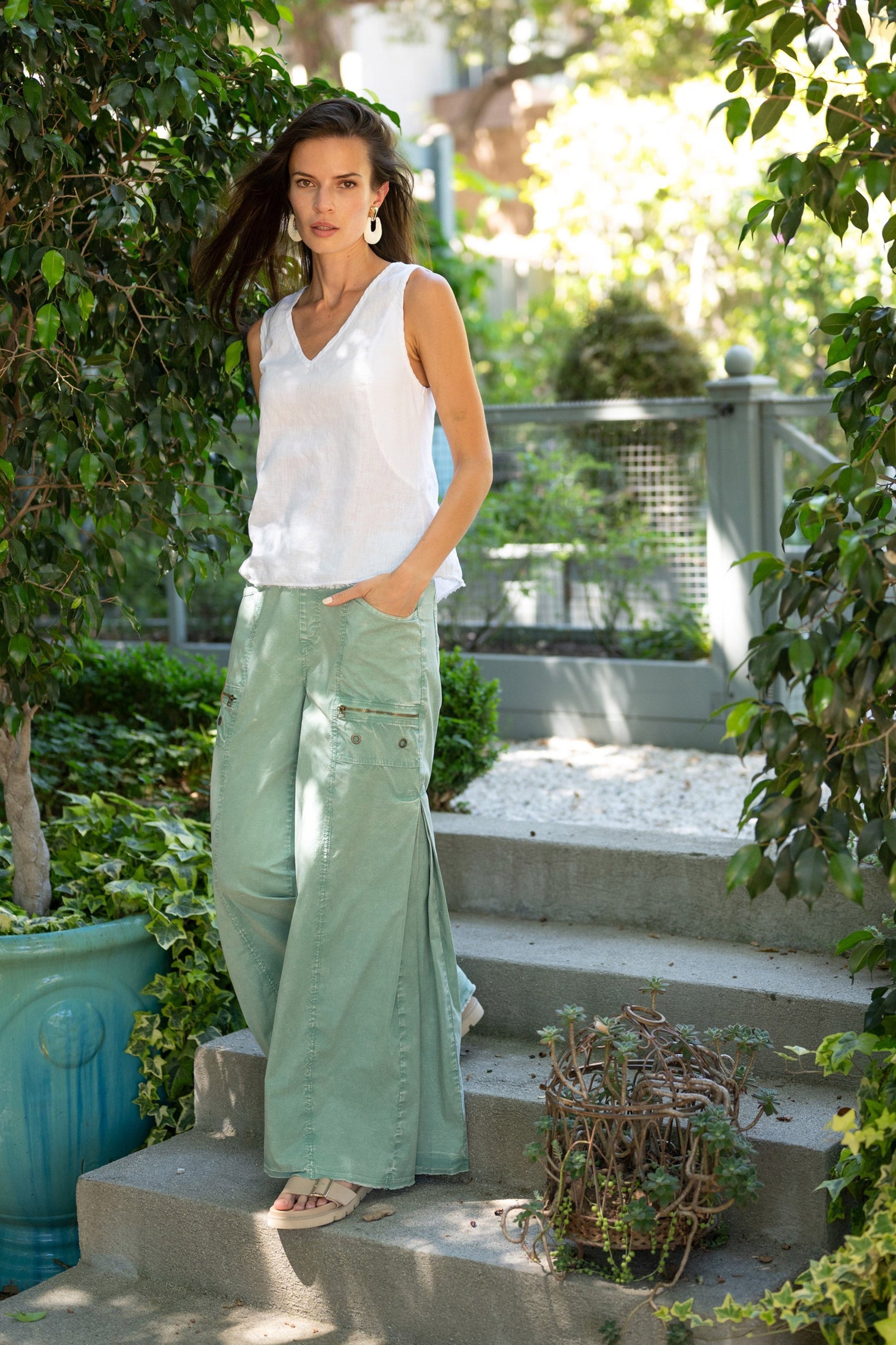 Estine Linen V-Neck Tank Top White - XCVI