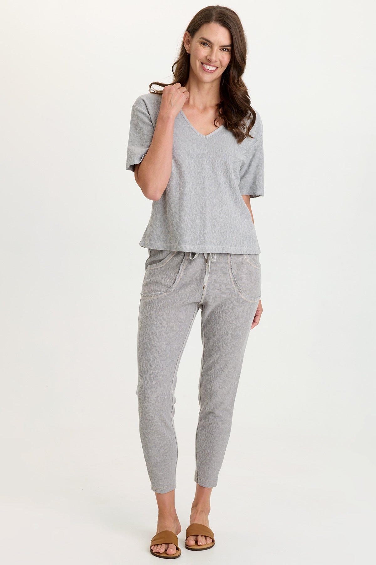 Lorn 100% Cotton Crepe Knit Short Sleeve V-Neck Tee Soft Pebble Pigment - XCVI