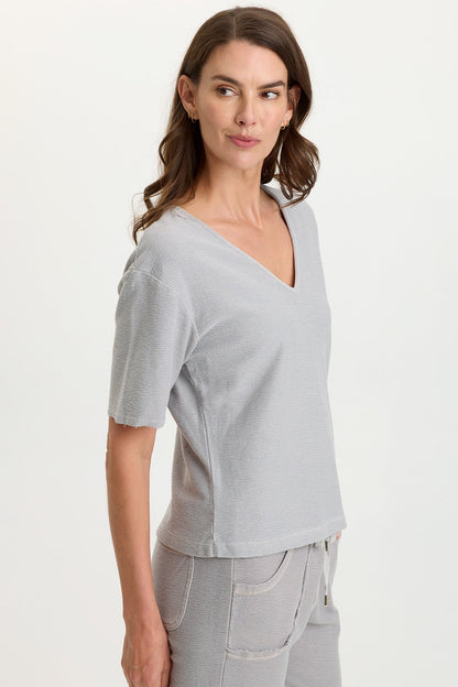 Lorn 100% Cotton Crepe Knit Short Sleeve V-Neck Tee Soft Pebble Pigment - XCVI