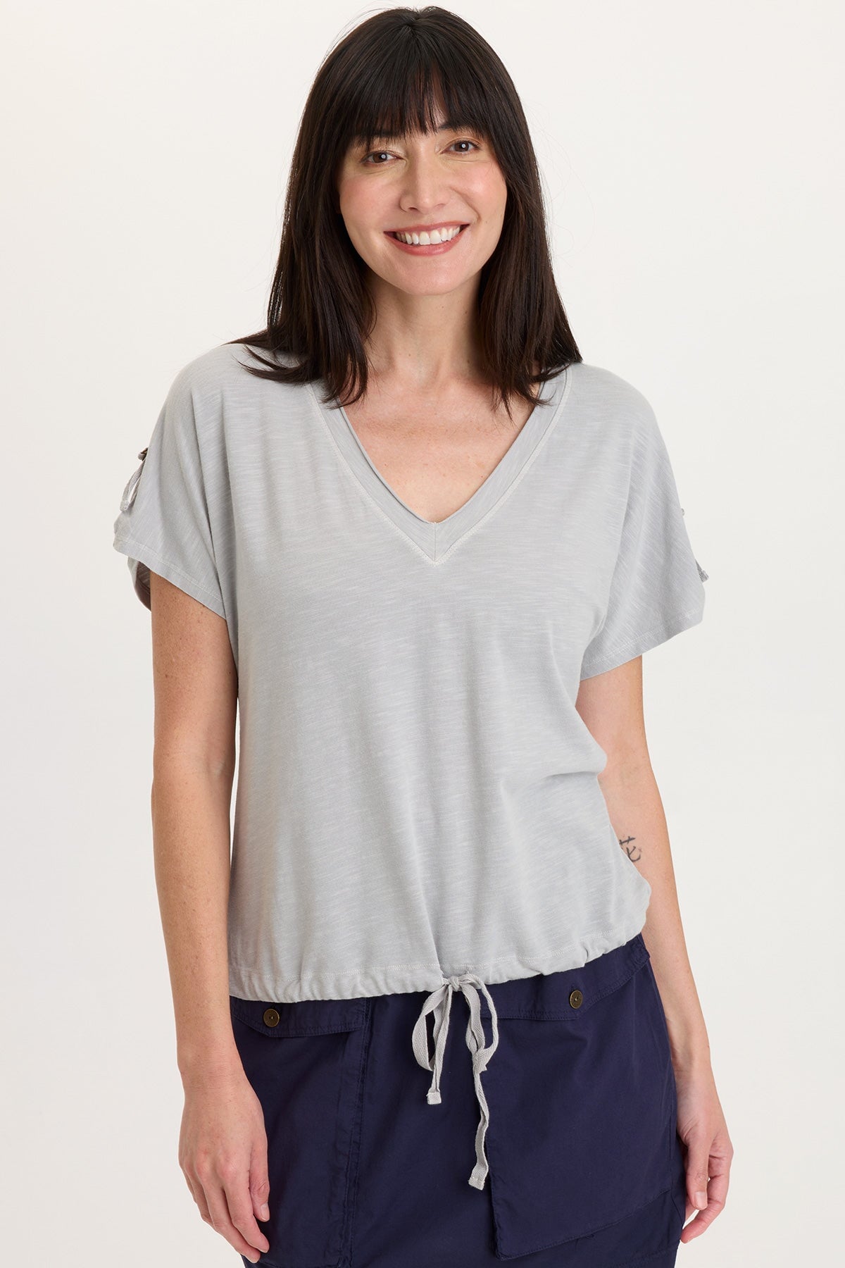Knit Bower Cinchable Hem Tabbed Short Sleeves V-Neck Top Soft Pebble Pigment - XCVI
