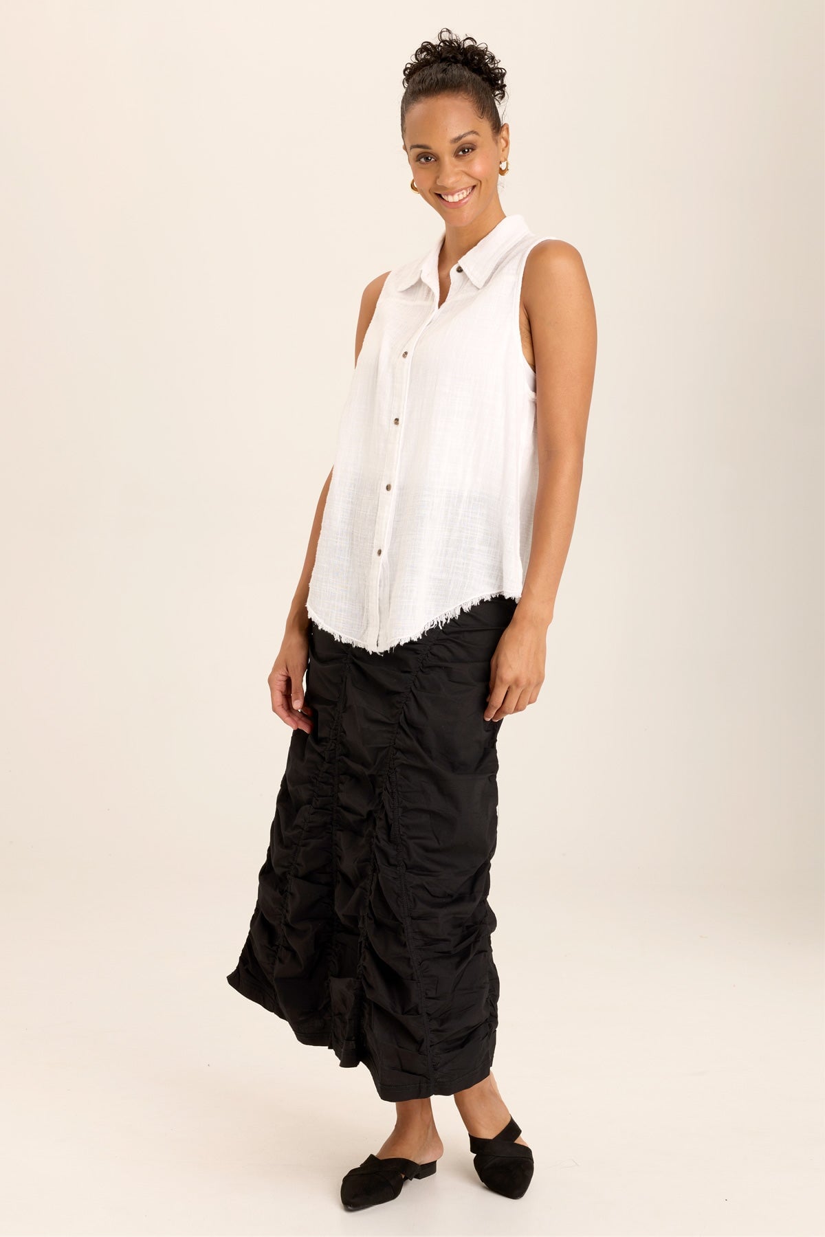 Wearables Otto Sleeveless Gauze Button-Up with raw-edge distressed hem in White White - XCVI