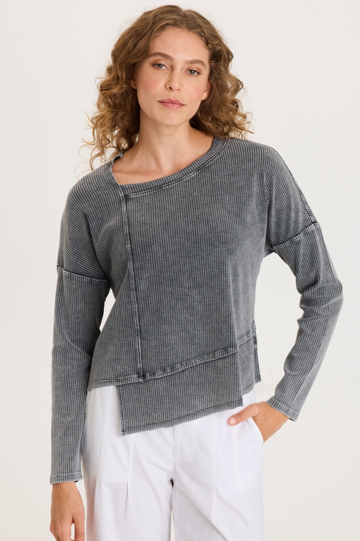 Hadden Asymmetrial Hem and Seams Wide Rib Long Sleeve Top Distress Wash Black - XCVI