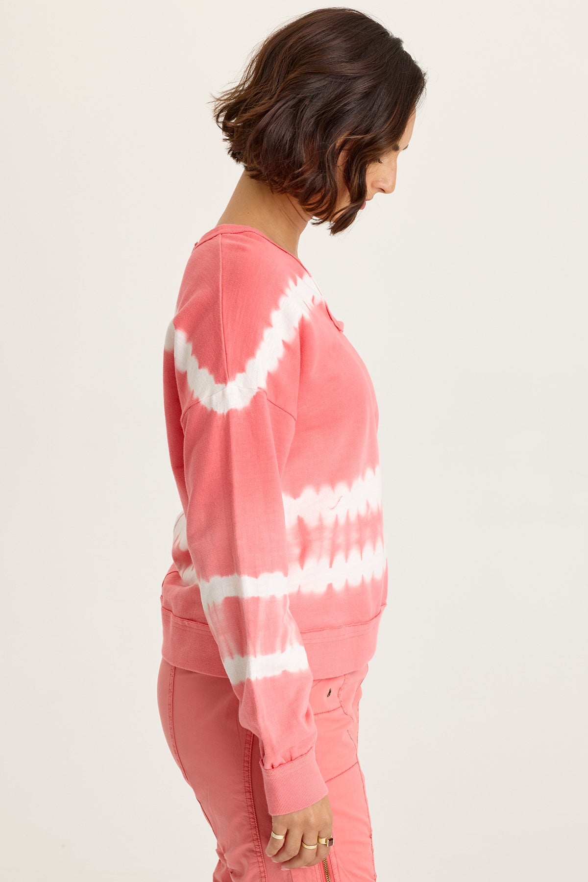 Wearables Rolin Terry V-Neck Long Sleeve Pullover Caravel Wash Guava - XCVI