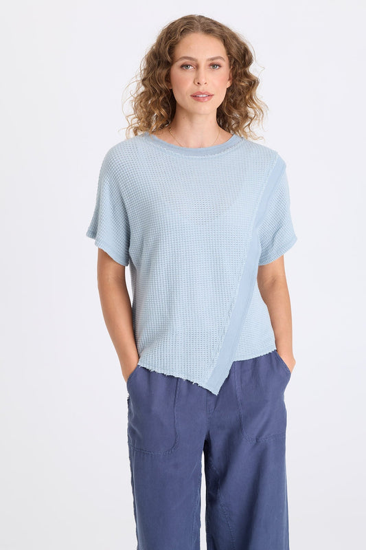 Ursus Thermal Assymetric Hem Batwing Short Sleeve Pullover Top Sky Light - XCVI