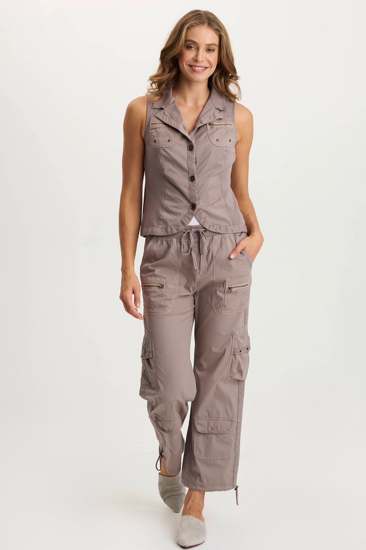 Shelton Casual Poplin + Rib Cargo Zipper Vest Poppy Seed - XCVI