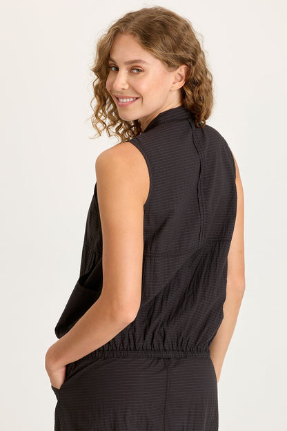 Tallis Textured Stretch Zip Front Elastic Bubble Hem Vest Black - XCVI