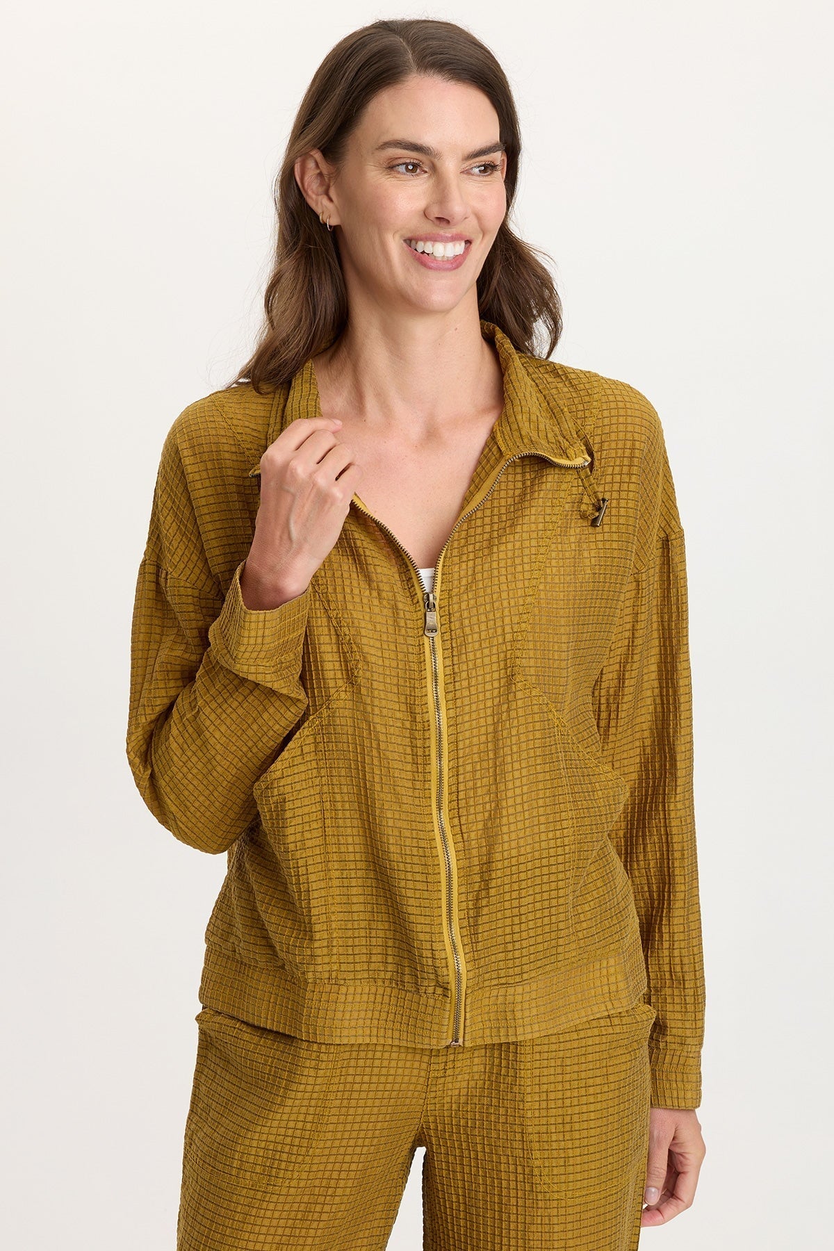 Ryker Waffle Weave Front Pocket Zip-Up Sporty Jacket Radiance Pigment - XCVI