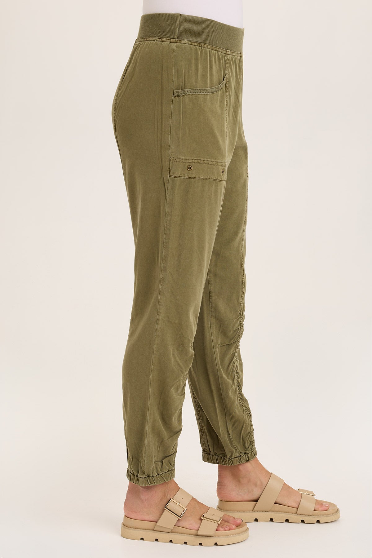 Wearables Squire Twill Banded Hem Casual Pant Kombu Pigment - XCVI