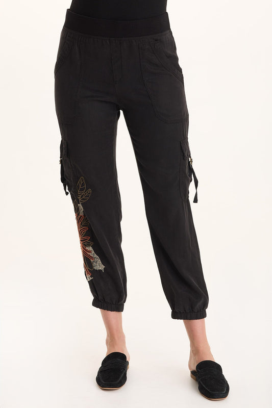 Embroidered Darri Twill Jogger Pant Black - XCVI