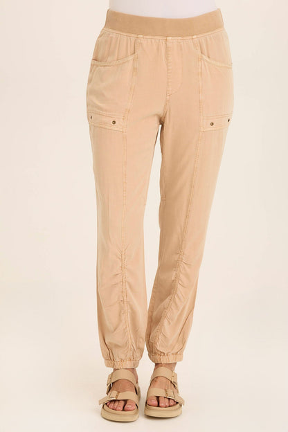 Wearables Squire Twill Banded Hem Casual Pant Fireclay Pigment - XCVI