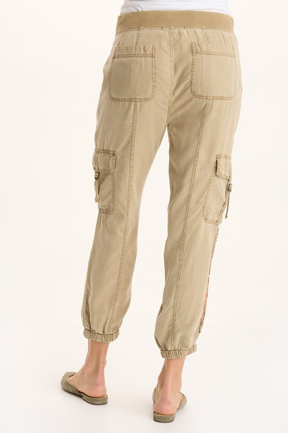 Embroidered Darri Twill Jogger Pant Plateau Pigment - XCVI