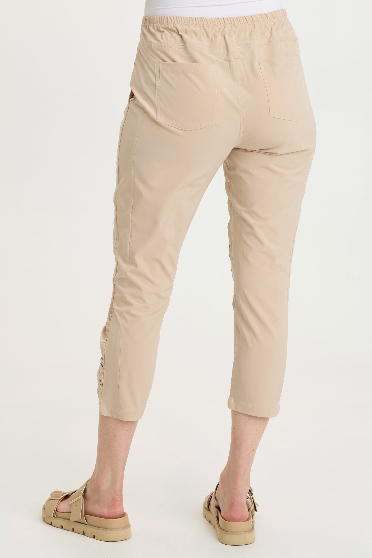 Wearables Aksana Whisper Stretch Ruched Performance Legging Sahara - XCVI
