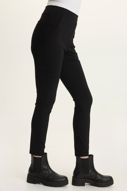 Wearables Cy Elevated Cargo Ponte Legging Black - XCVI