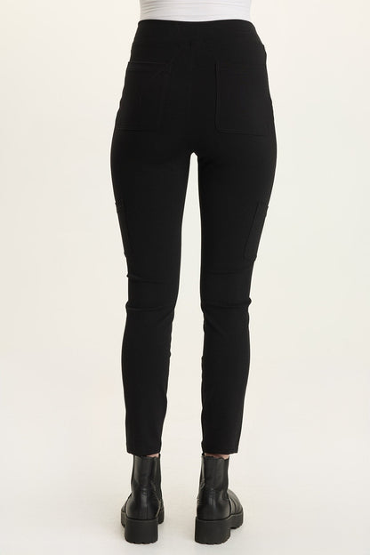Wearables Cy Elevated Cargo Ponte Legging Black - XCVI