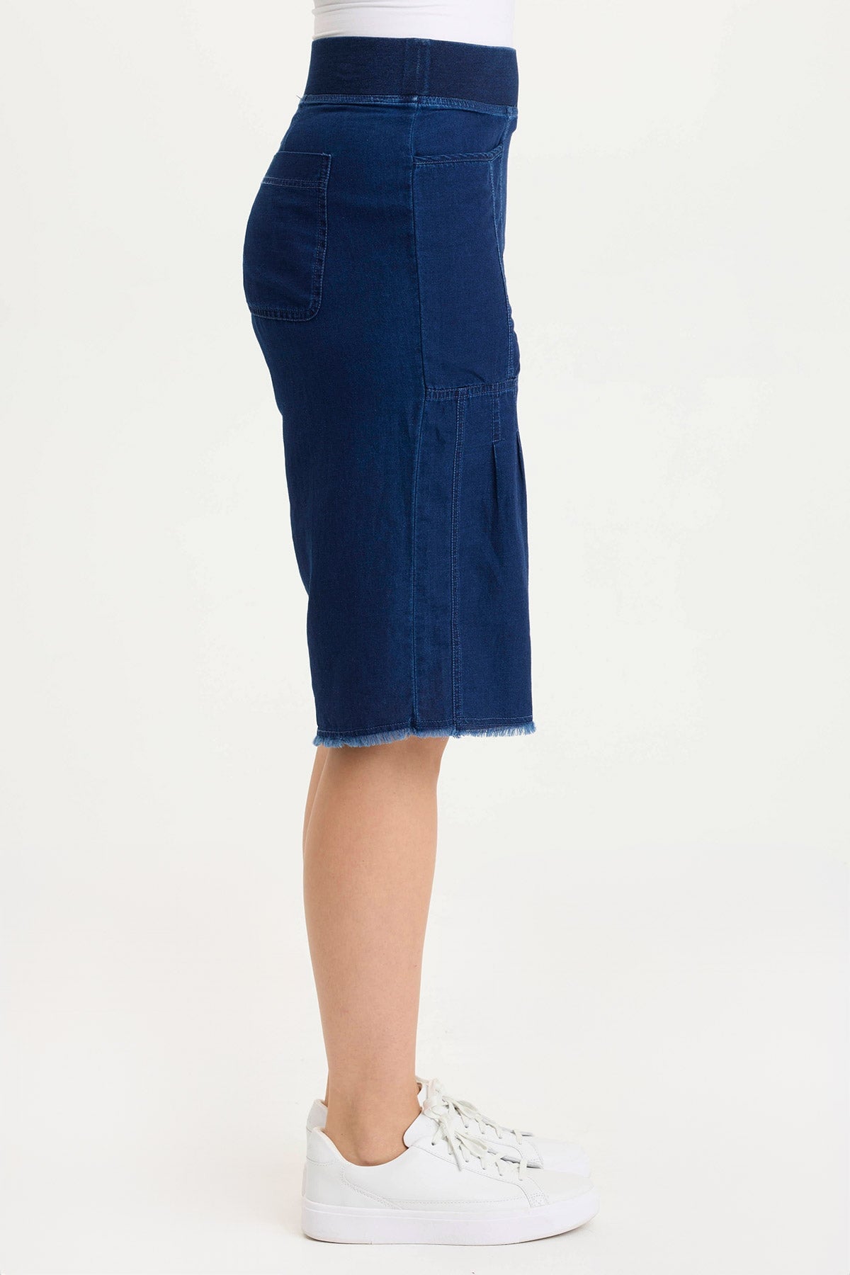Themia Mock-Denim Classic Comfort Bermuda Short Sluice Wash - XCVI