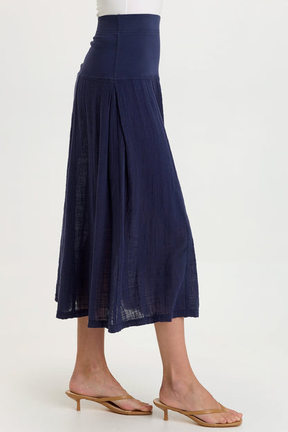 Tani 100% Cotton Gauze Dropped Jersey Waistband Side Pleated Skirt Navy - XCVI