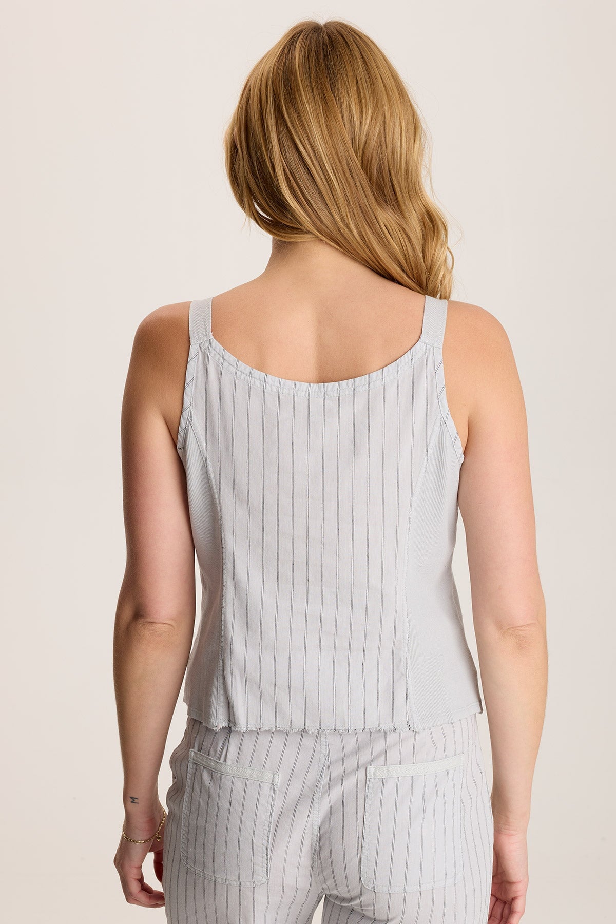Ludora Linen Tank – Striped with Sharkbite Hem Grey Marble - XCVI