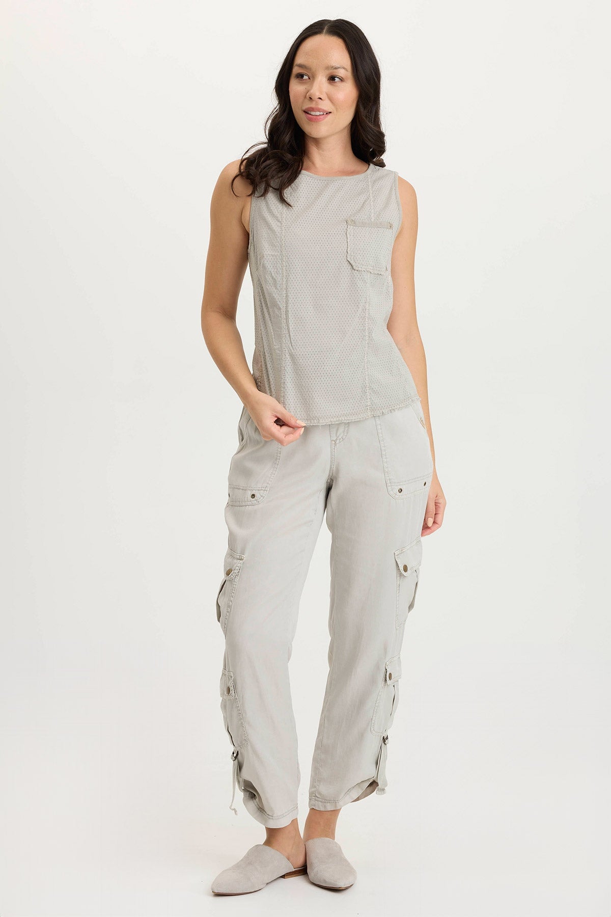 Landis Tank Top with a Pocket in Perforated Poplin Whitecap Pigment - XCVI