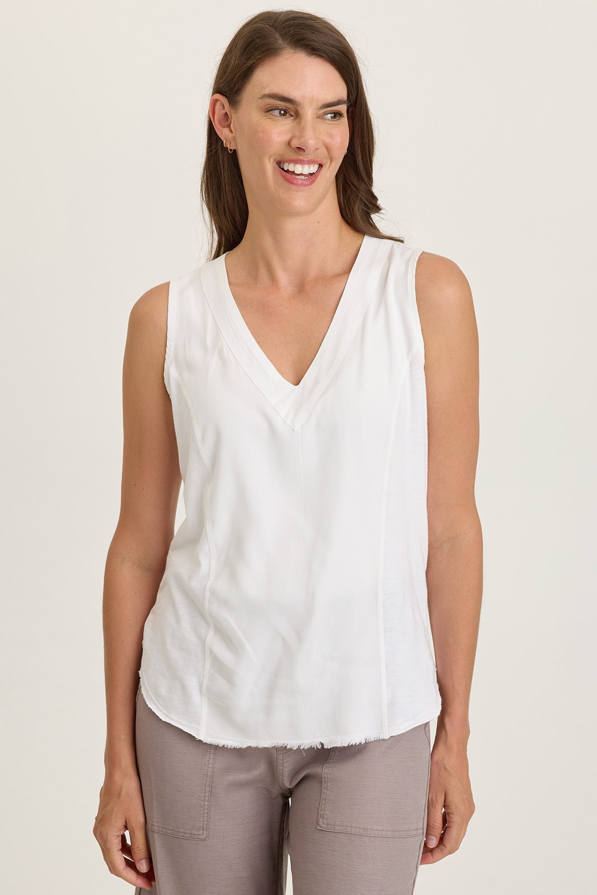 Wearables Nila Twill-Front Jersey-Back V-Neck Tank White - XCVI