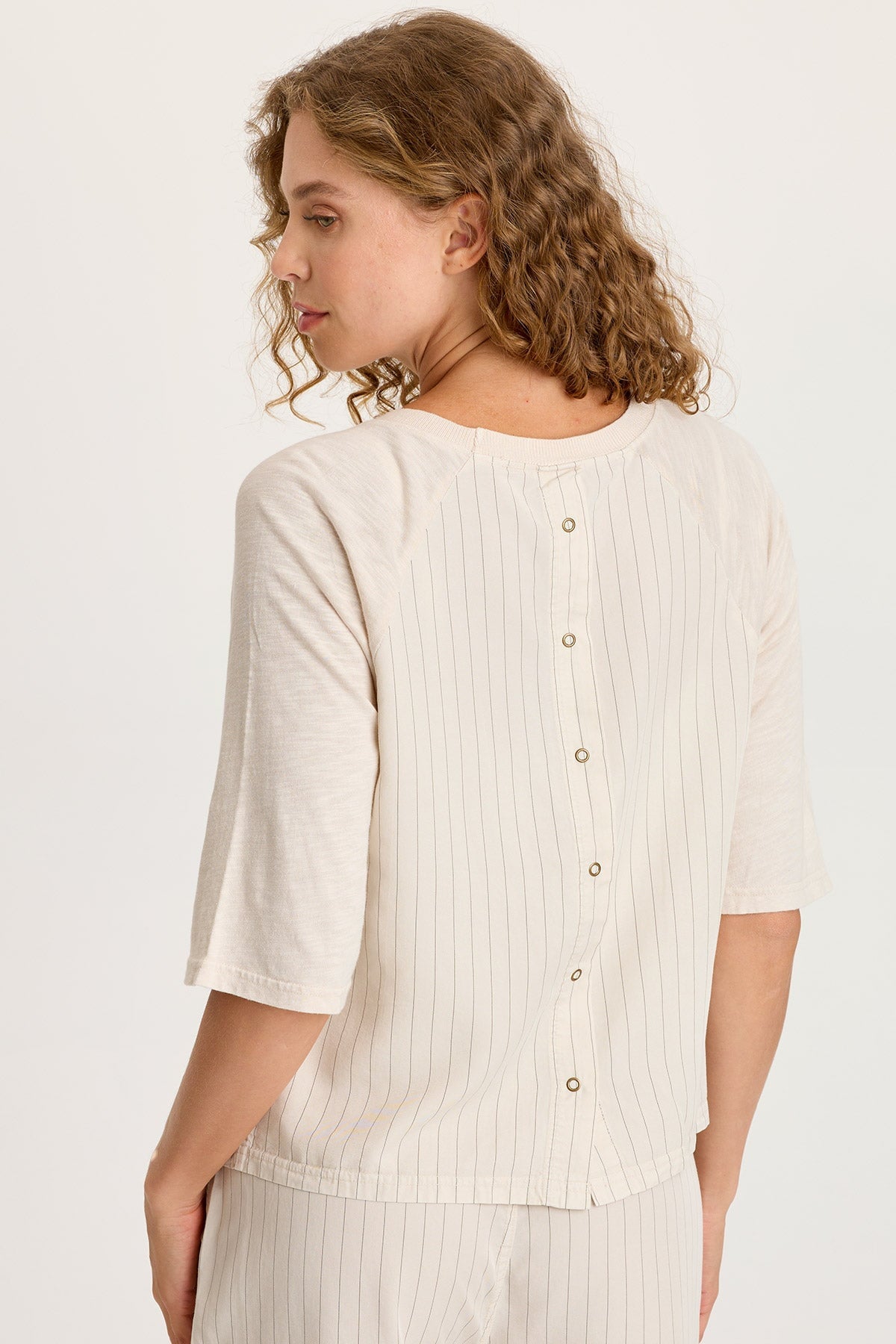 Jory Pinstripe Twill Raglan Short Sleeve Top Sonic Silver - XCVI