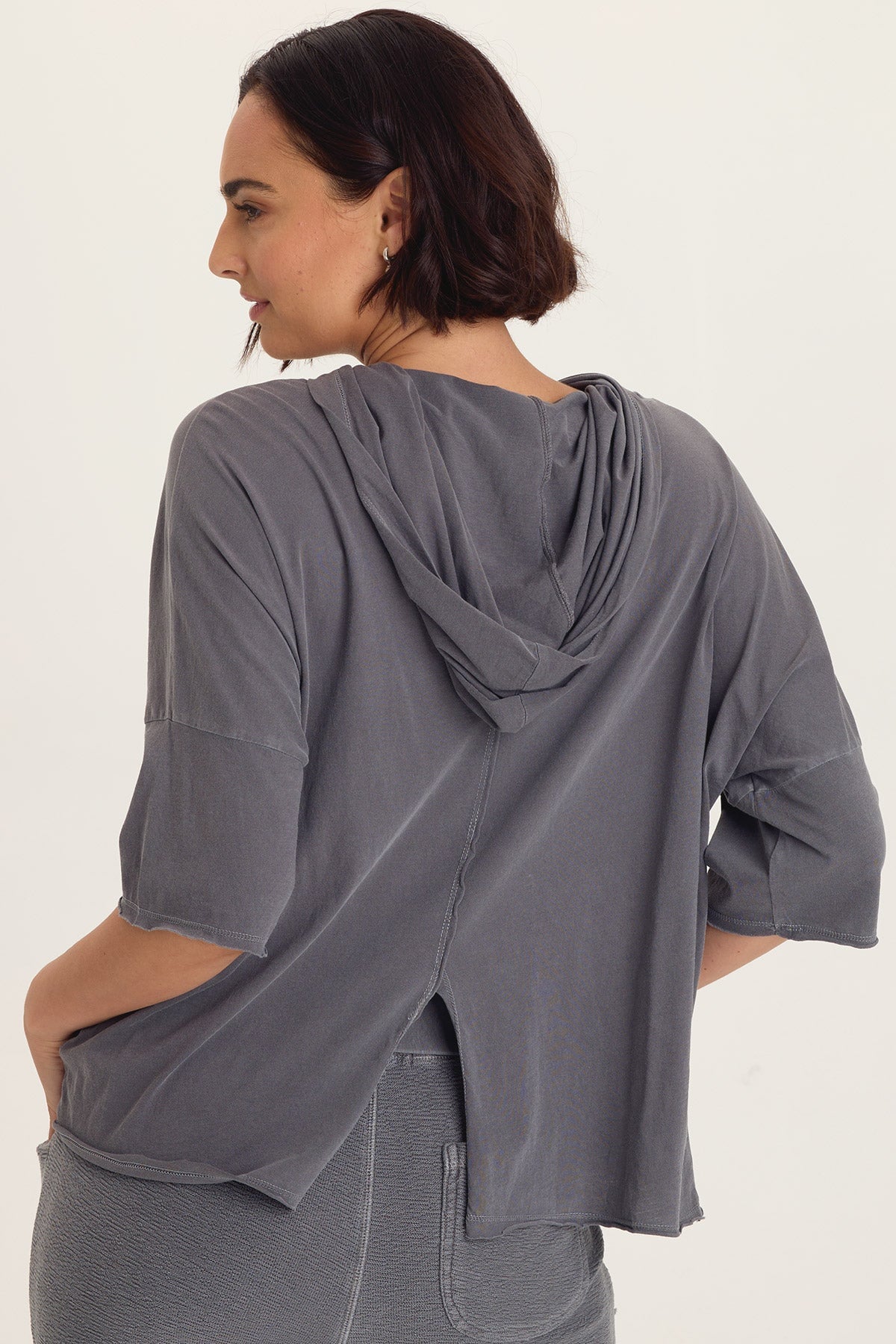 Wearables Coen Jersey Longer Short Sleeve Hooded Tee Nebulous Pigment - XCVI