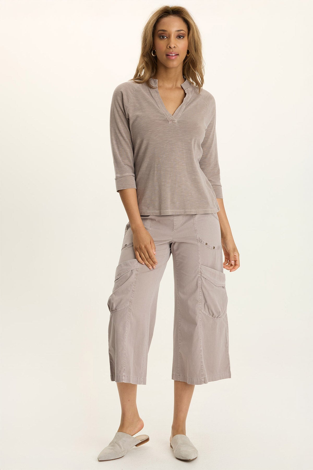 Wearables Angelo Stretch Jersey V-Neck Foxglove Pigment - XCVI