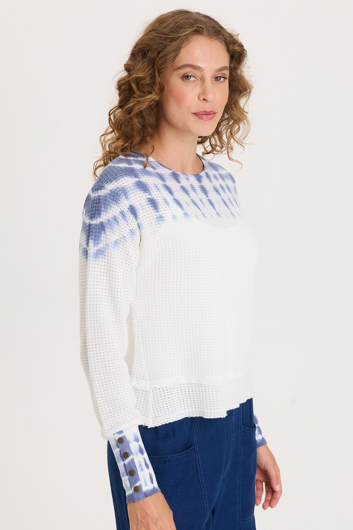 Long Ribbed Buttoned Cuffs Thermal Long Sleeve Kelsoe Crew Neck Anomalous Wash Anchor - XCVI