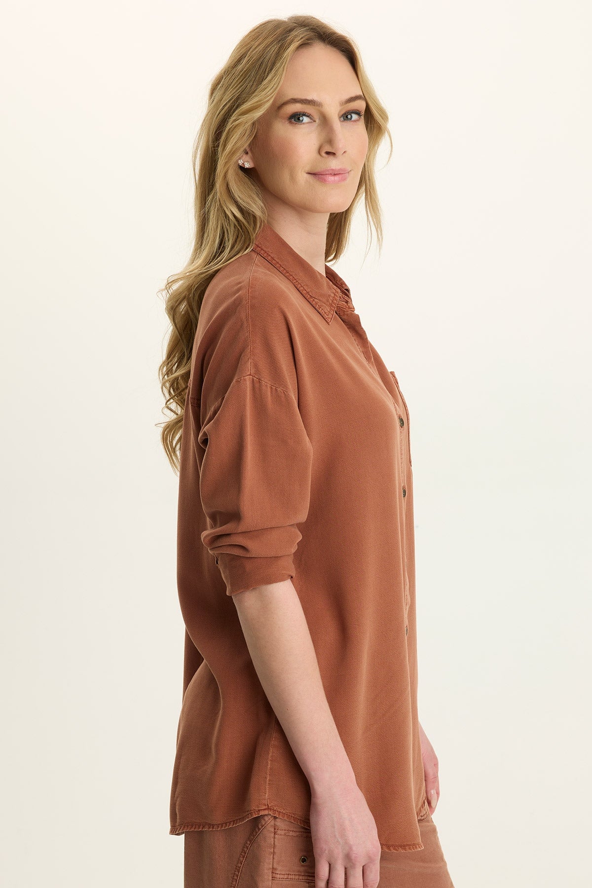 Wearables Dusten Relaxed-Fit Button-Up Artisan Pigment - XCVI