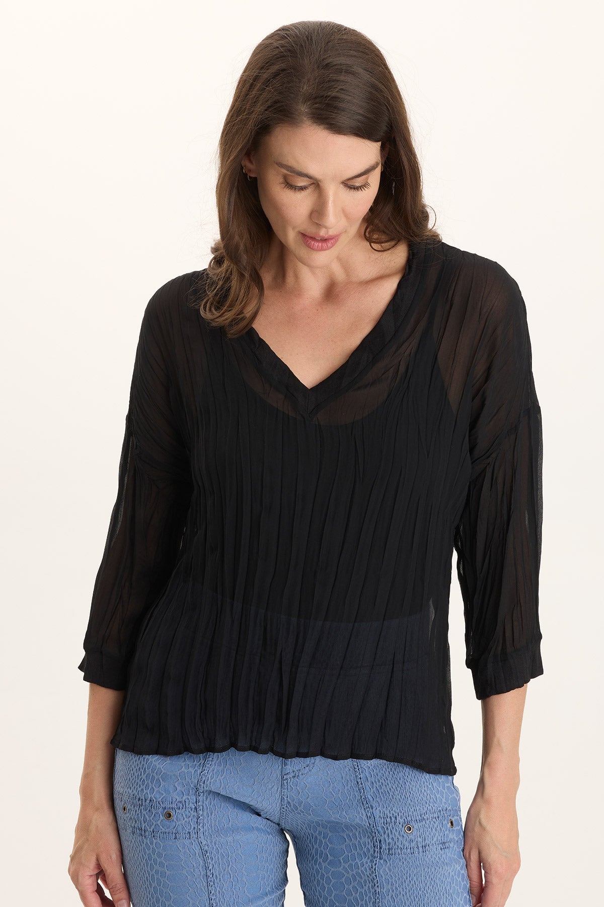 Hoyt V-Neck Micro-Pleat 3/4-Sleeve Crinkle Top Black - XCVI