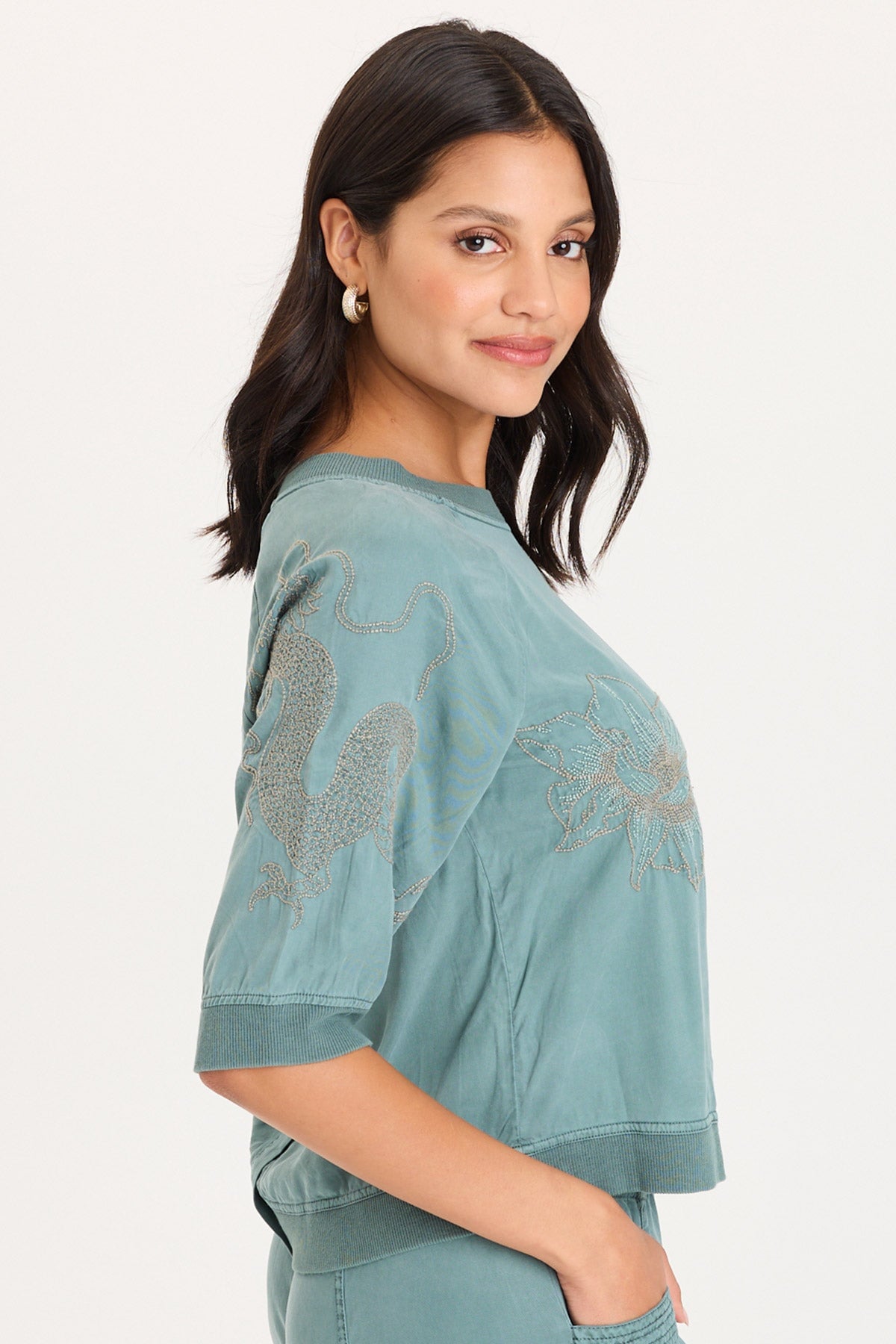 Linton Embroidered Twill/Rib Elongaed Raglan Short Sleeves Snap-Up Back Top Ocean Storm Pigment - XCVI