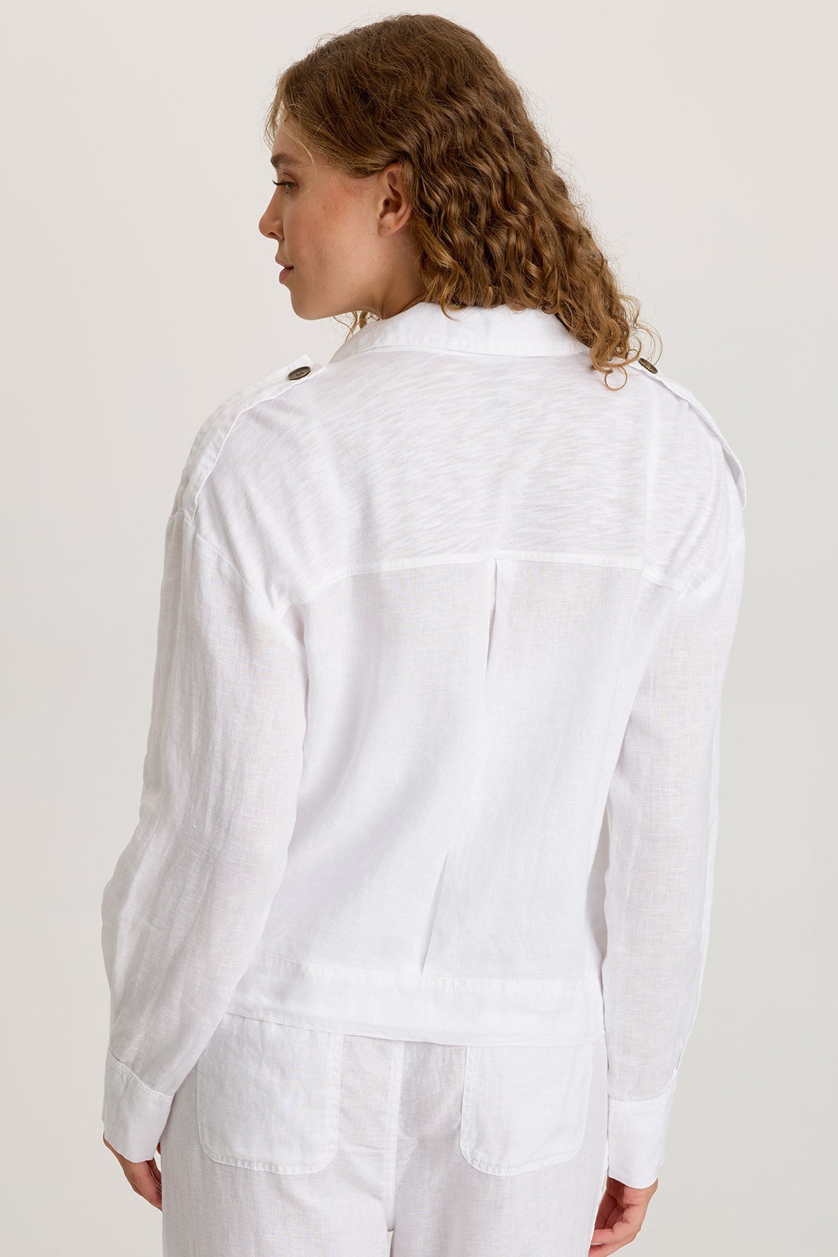 Linen Exaggerated Collar Pleated Jacket with Brass Hardware Details White - XCVI