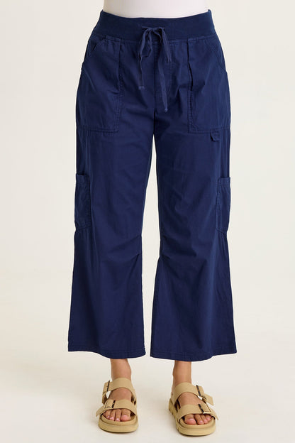 Wearables Leopold Stretch Poplin Darted Knee Cargo Crop Pant Airdale Pigment - XCVI