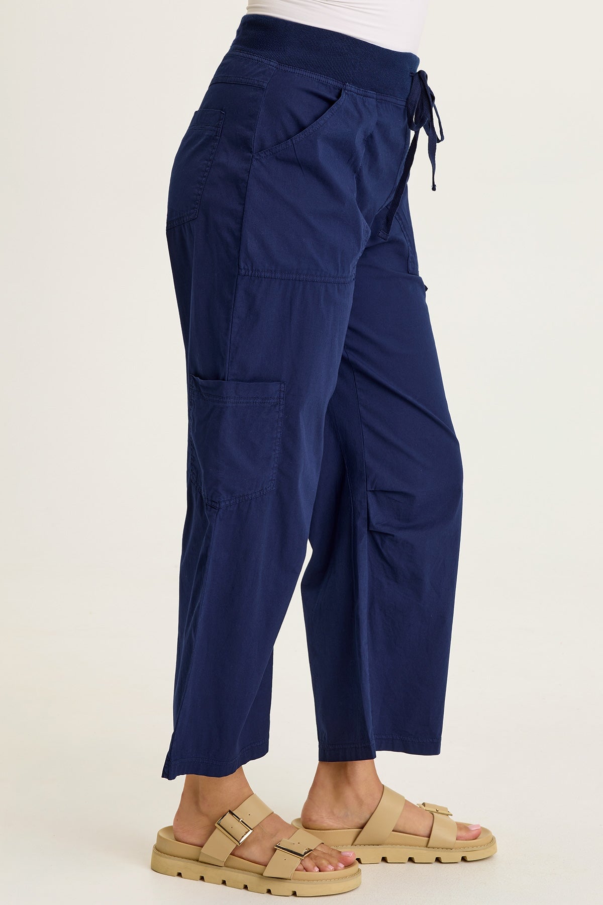 Wearables Leopold Stretch Poplin Darted Knee Cargo Crop Pant Airdale Pigment - XCVI