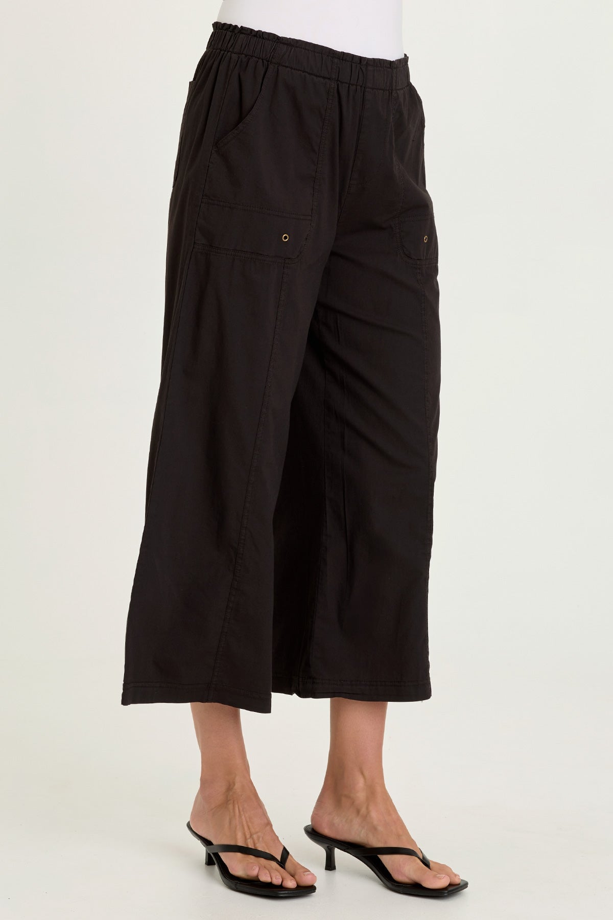 Wearables Gottfried Stretch Poplin Elastic Paperbag Waist Gaucho Crop Pant Black - XCVI