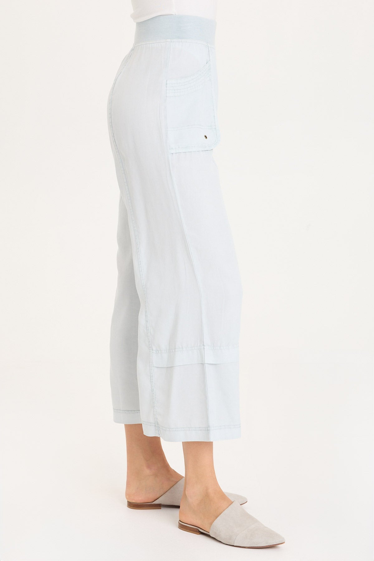 Mallis Oversized Pockets and Leg Stitching Detail Twill Gaucho Pull-On Pant Carefree Pigment - XCVI