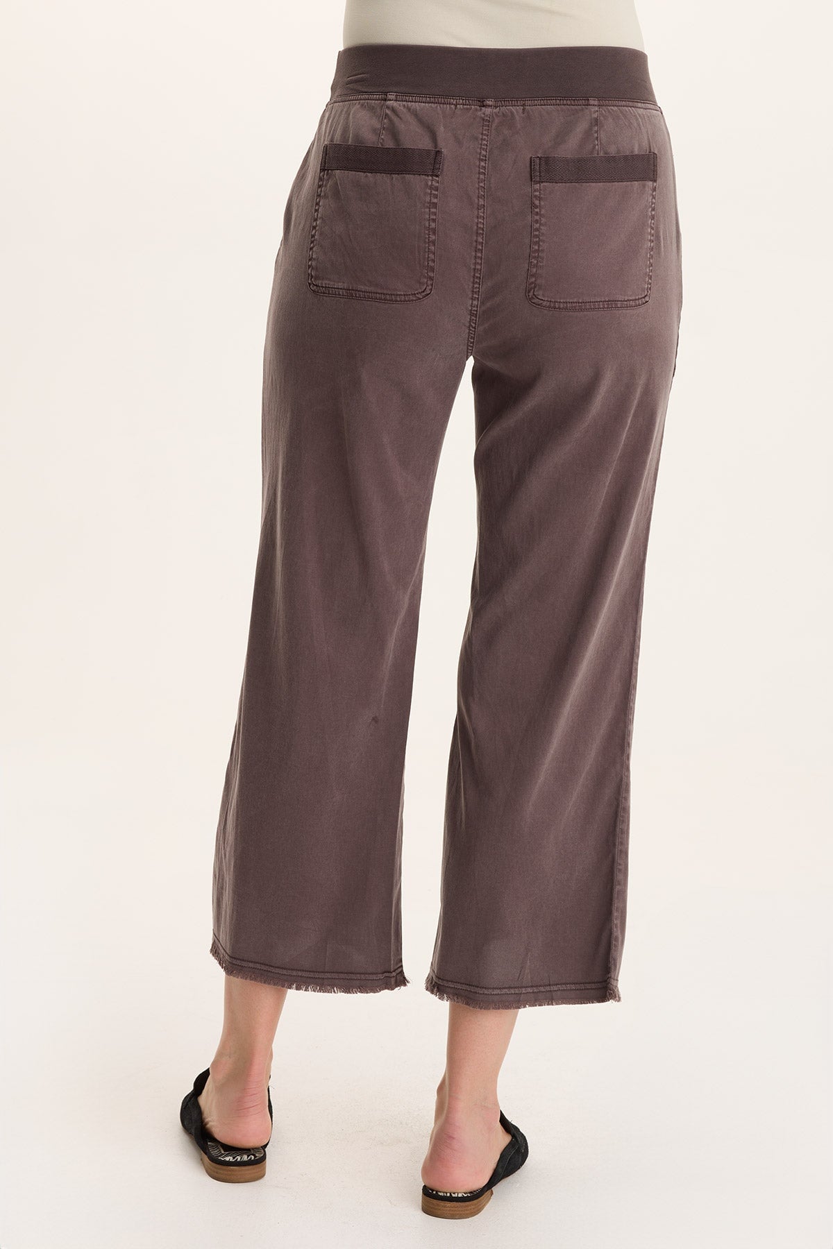 Daga Tencel Pull-On Crop Pant Bistro Pigment - XCVI
