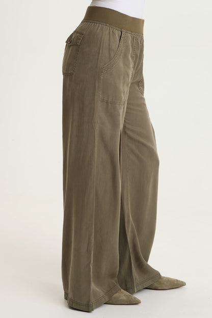 Dacia Tencel Twill Pleated Wide Leg Pull-On Waist Pant English Moss - XCVI