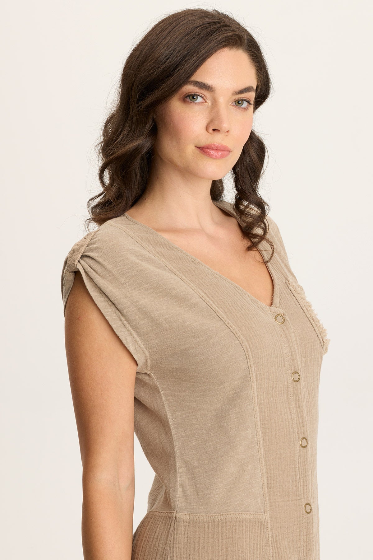 Crevin Lounge Dress – Double Gauze with Snap Front Tanglewood Pigment - XCVI