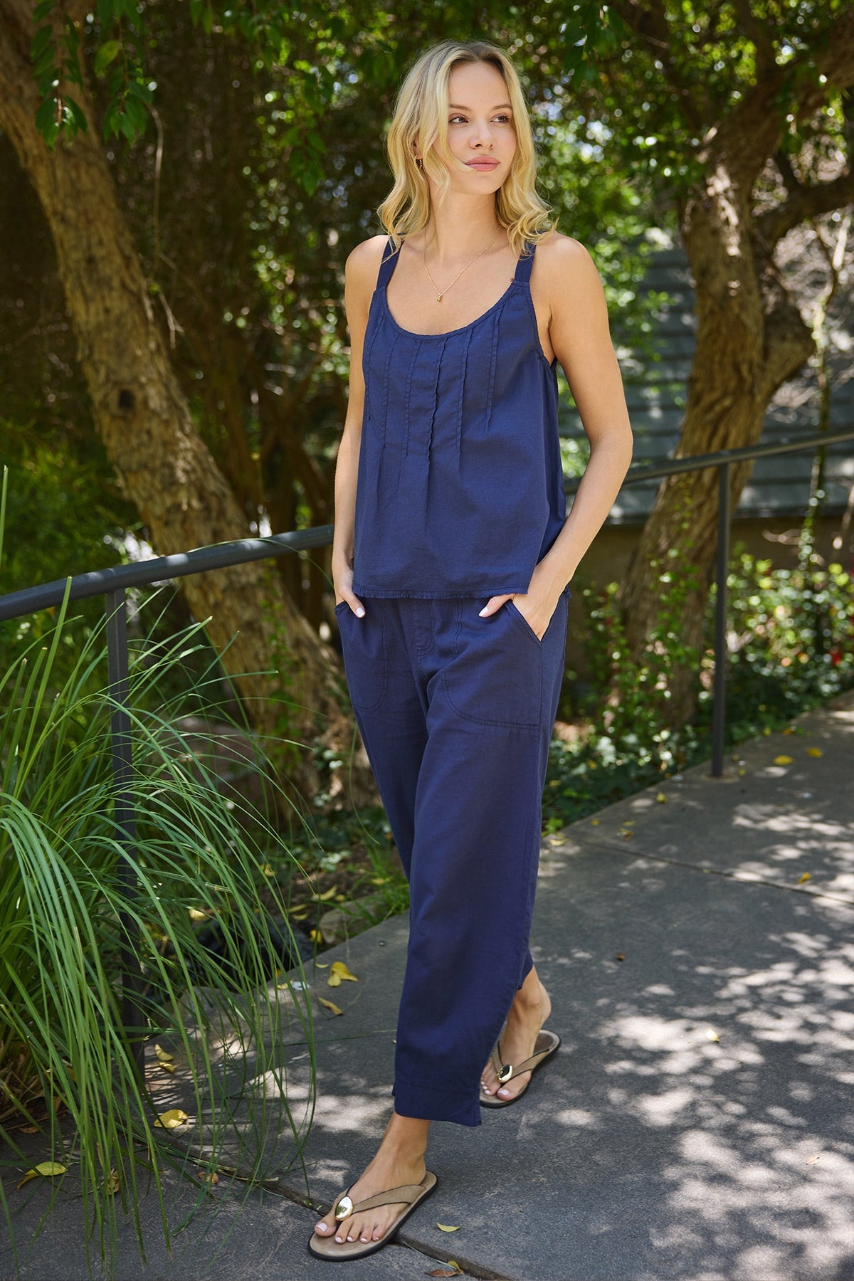 Wearables Shawnie Flowy Linen Pintuck Tank Navy - XCVI