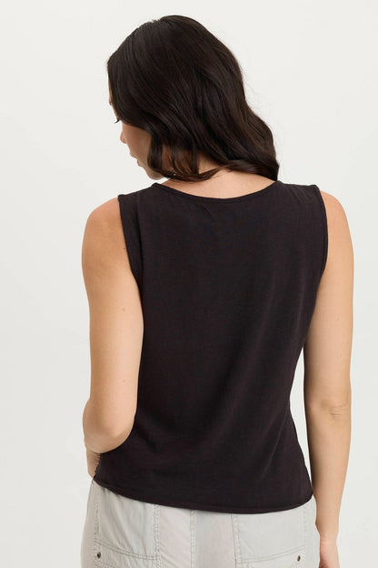 Landis Tank Top with a Pocketk in Perforated Poplin Black - XCVI