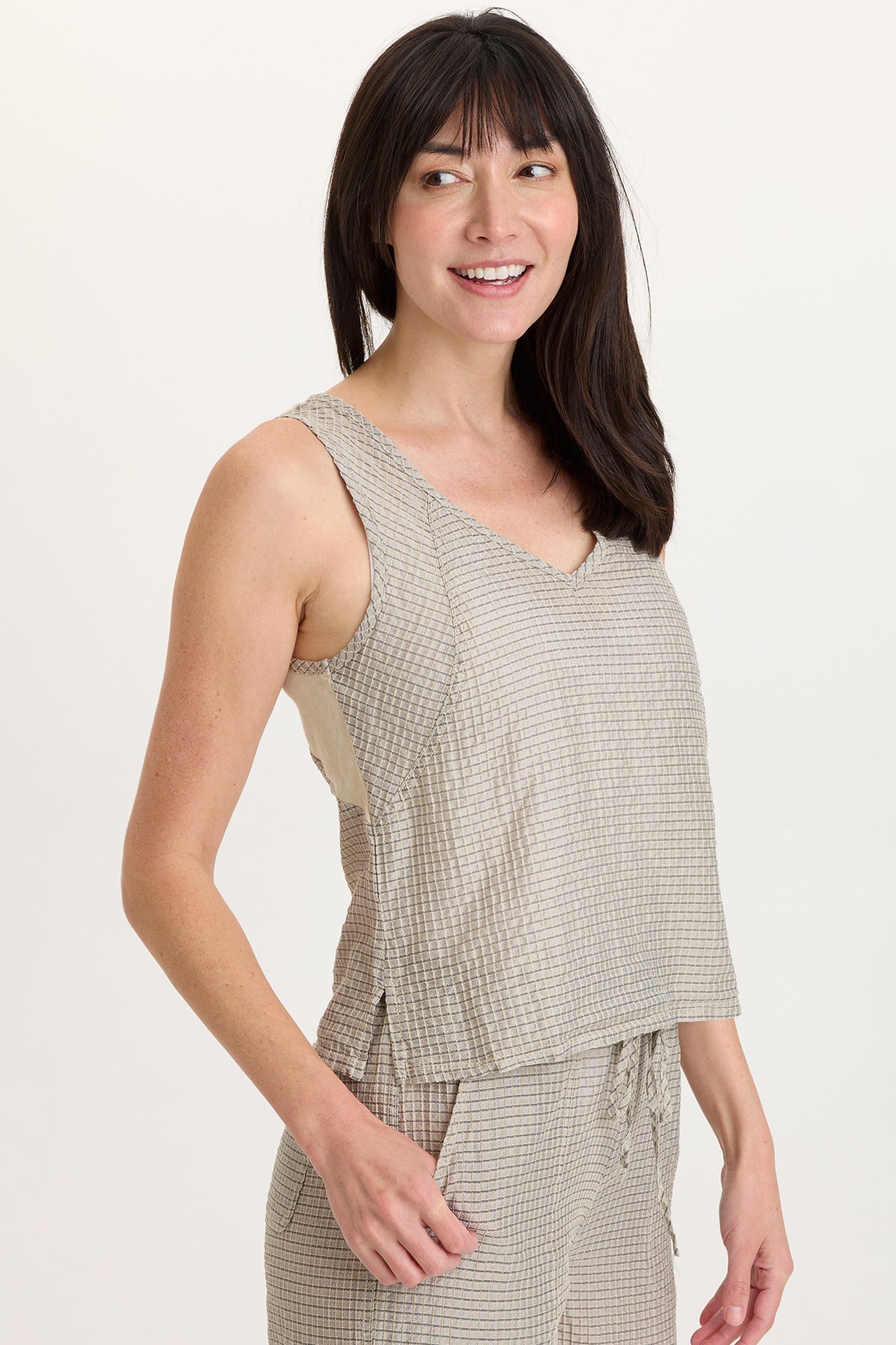 Aria Waffle Weave Bra-Friendly Sporty Tank Whitecap Pigment - XCVI