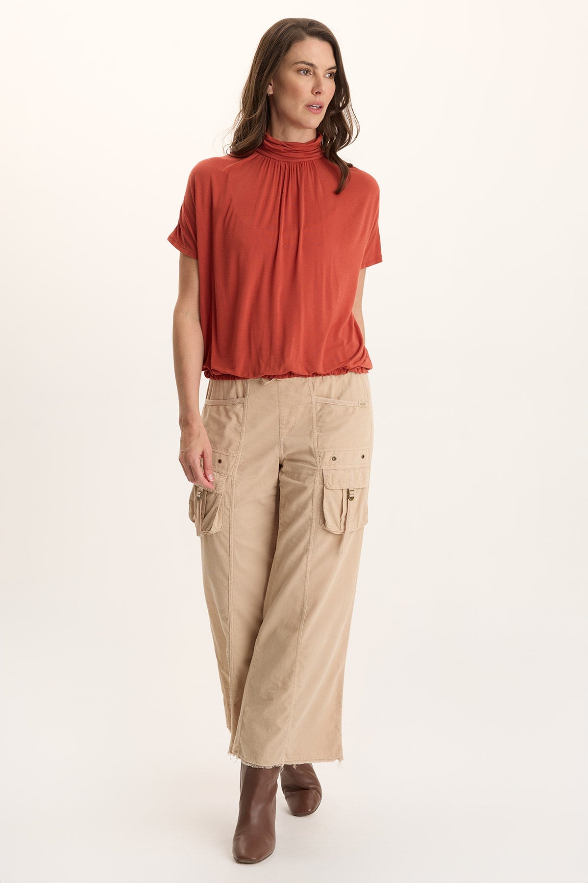 Viggo Soft Jersey Turtleneck Banded Tee Papaver - XCVI