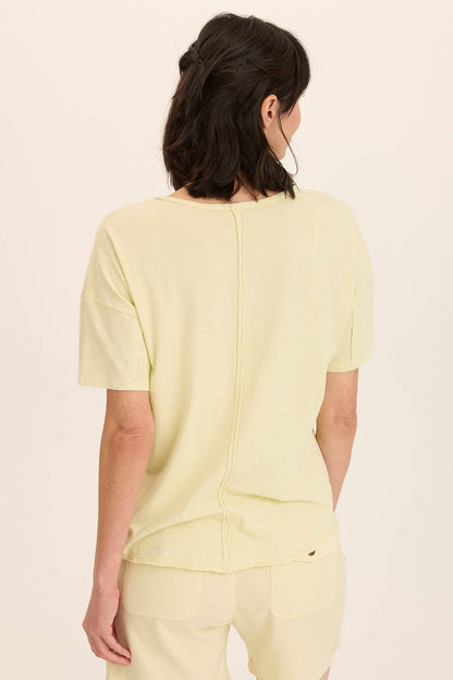 Wearables Duvall Oversize Soft Jersey Curved Hem Pocket Tee Lemon Meringue Pigment - XCVI