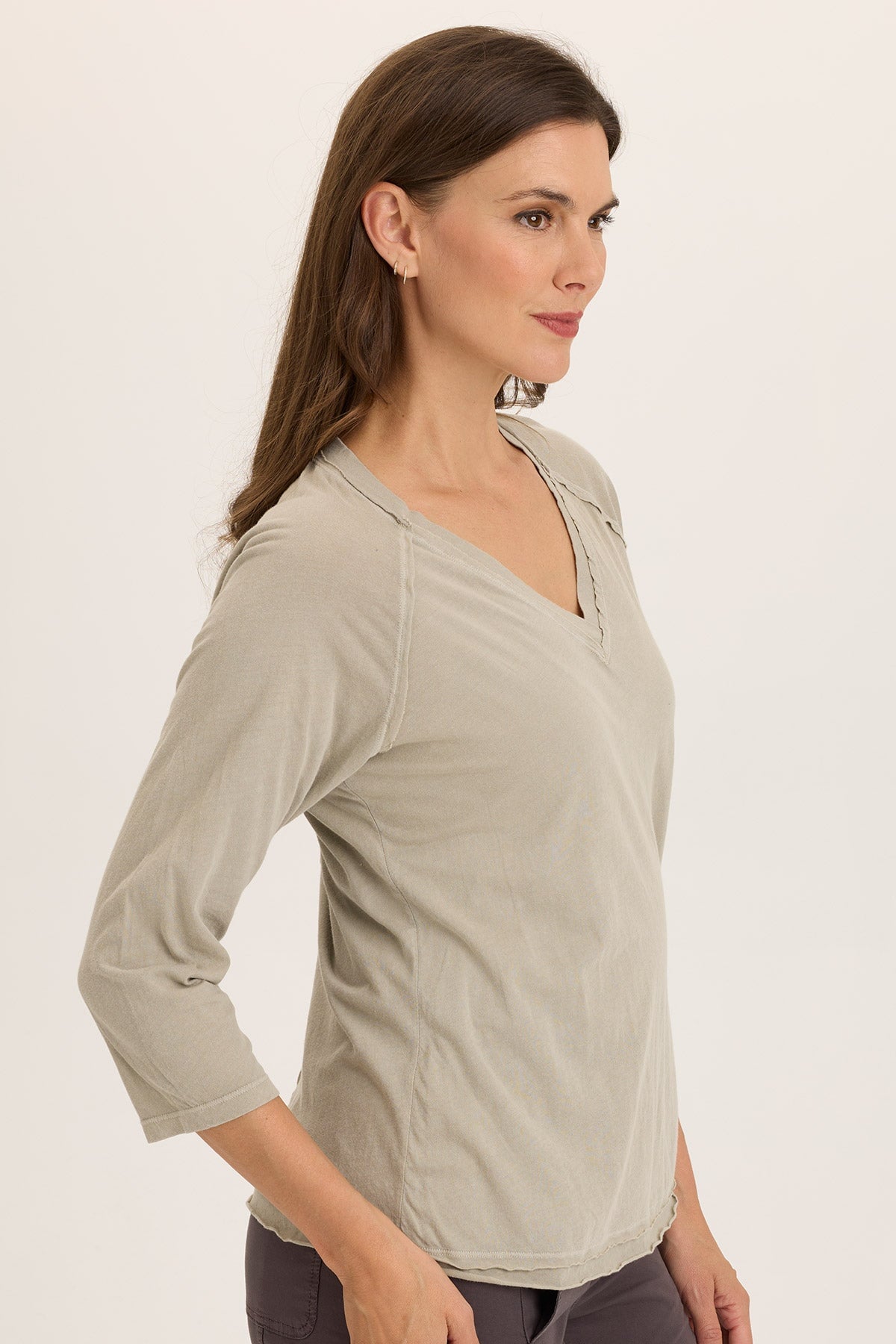 Wearables Maven Soft Jersey 3/4-Sleeve V-Neck Tee Ripple Pigment - XCVI