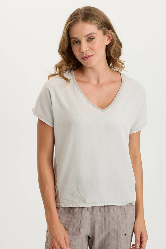 Ulysses Twill + Jersey Relaxed Oversized V-Neck Top Whitecap Pigment - XCVI