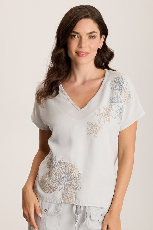 Jolina Tee – V-Neck with Embroidered Artwork & Contrast Back Grey Marble - XCVI