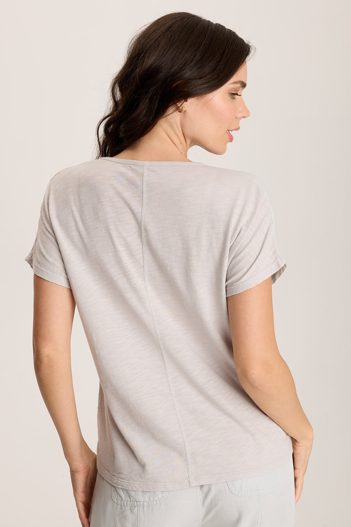Jolina Tee – V-Neck with Embroidered Artwork & Contrast Back Grey Marble - XCVI